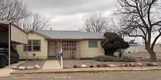 220 acres in Brewster County