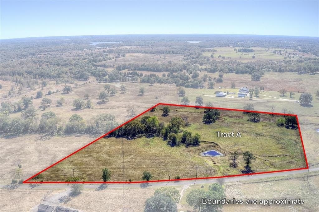 17.77 acres in Wood County