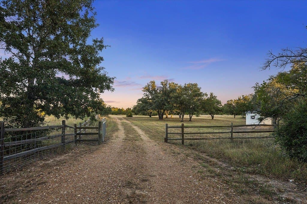 12.03 acres in Fayette County - photo 3