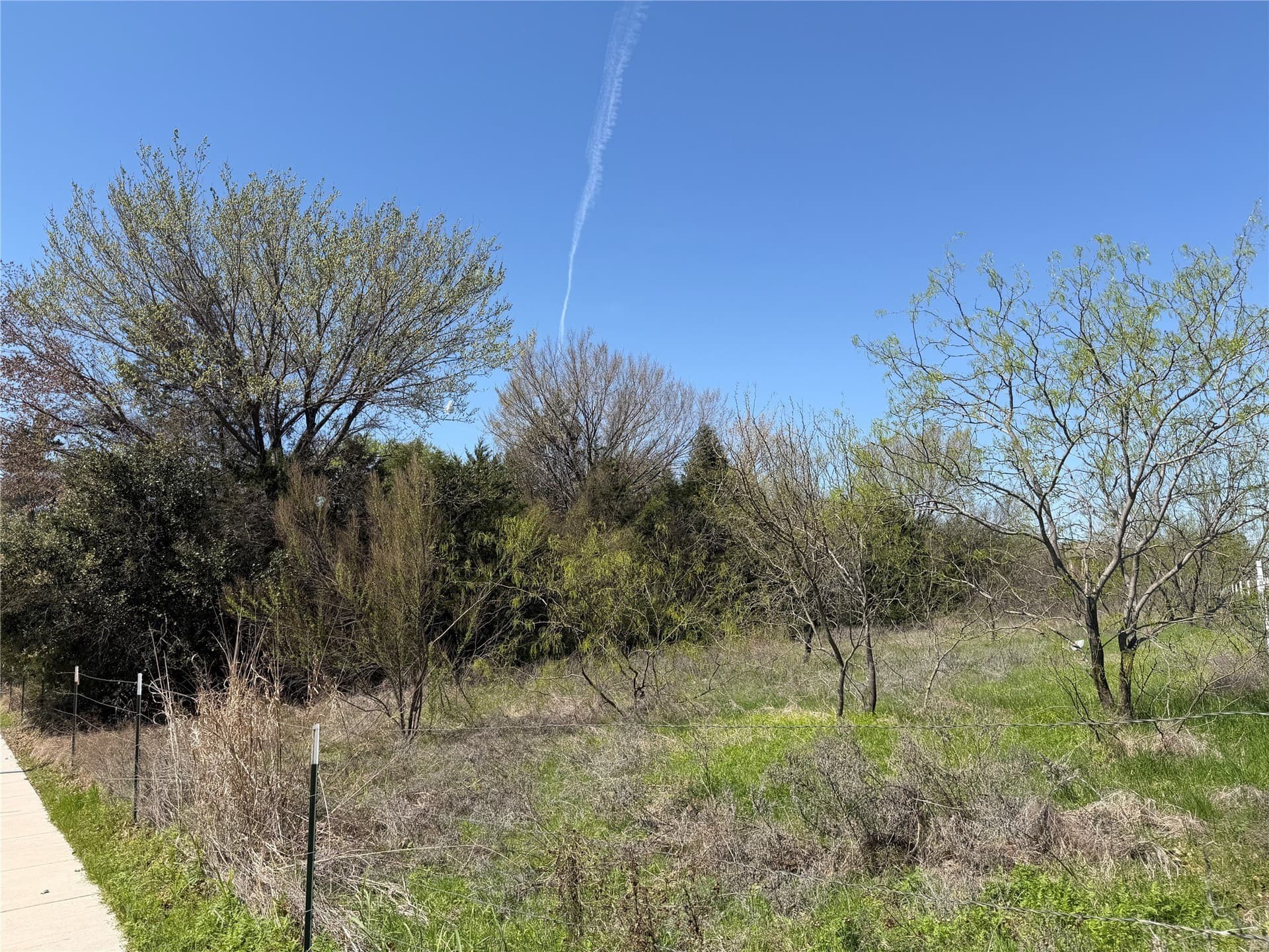 2.96 acres in Tarrant County - photo 6
