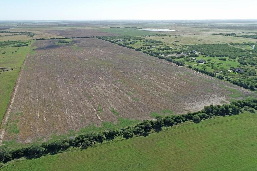 10 acres in Kleberg County
