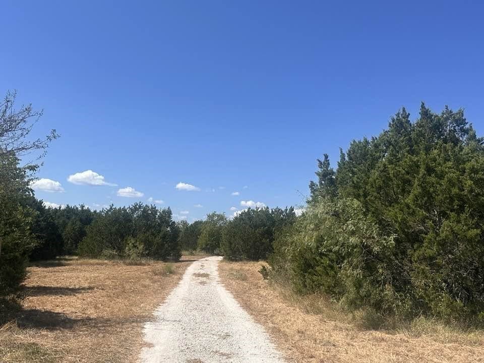 15 acres in Hill County - photo 2