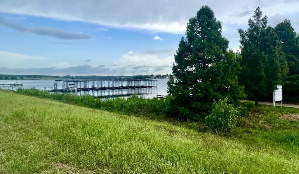 1.76 acres in Henderson County - photo 12
