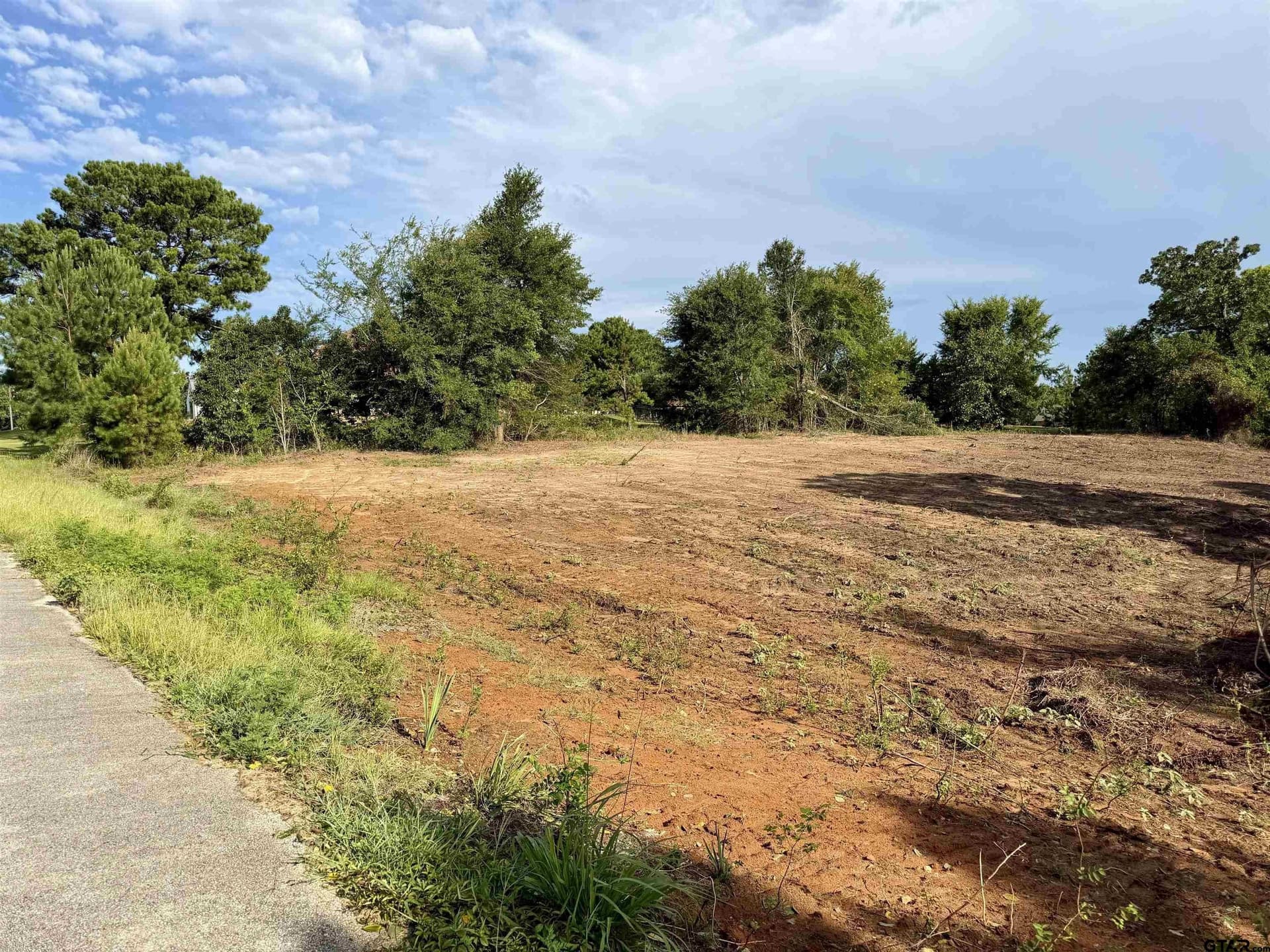 1.18 acres in Smith County