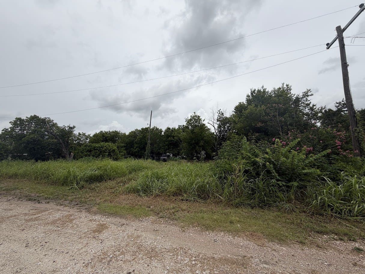 0.29 acres in McLennan County