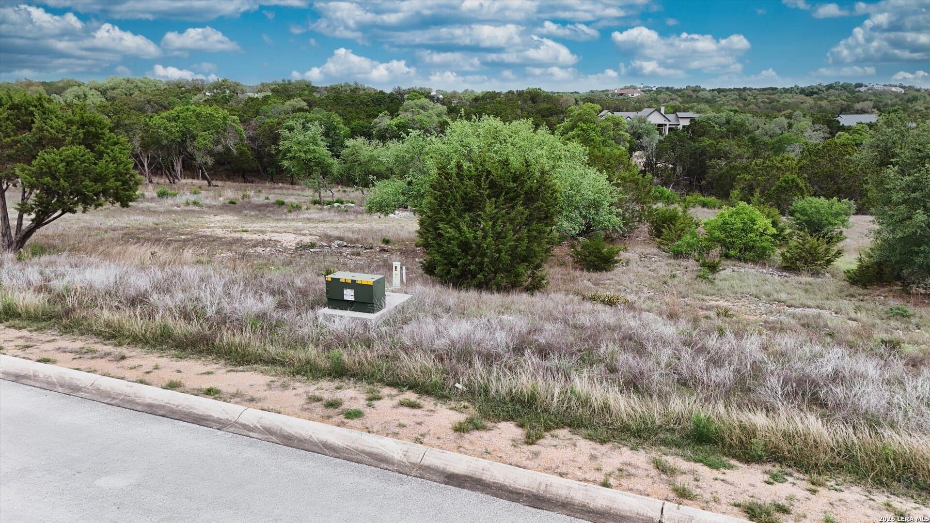 0.81 acres in Kendall County - photo 9