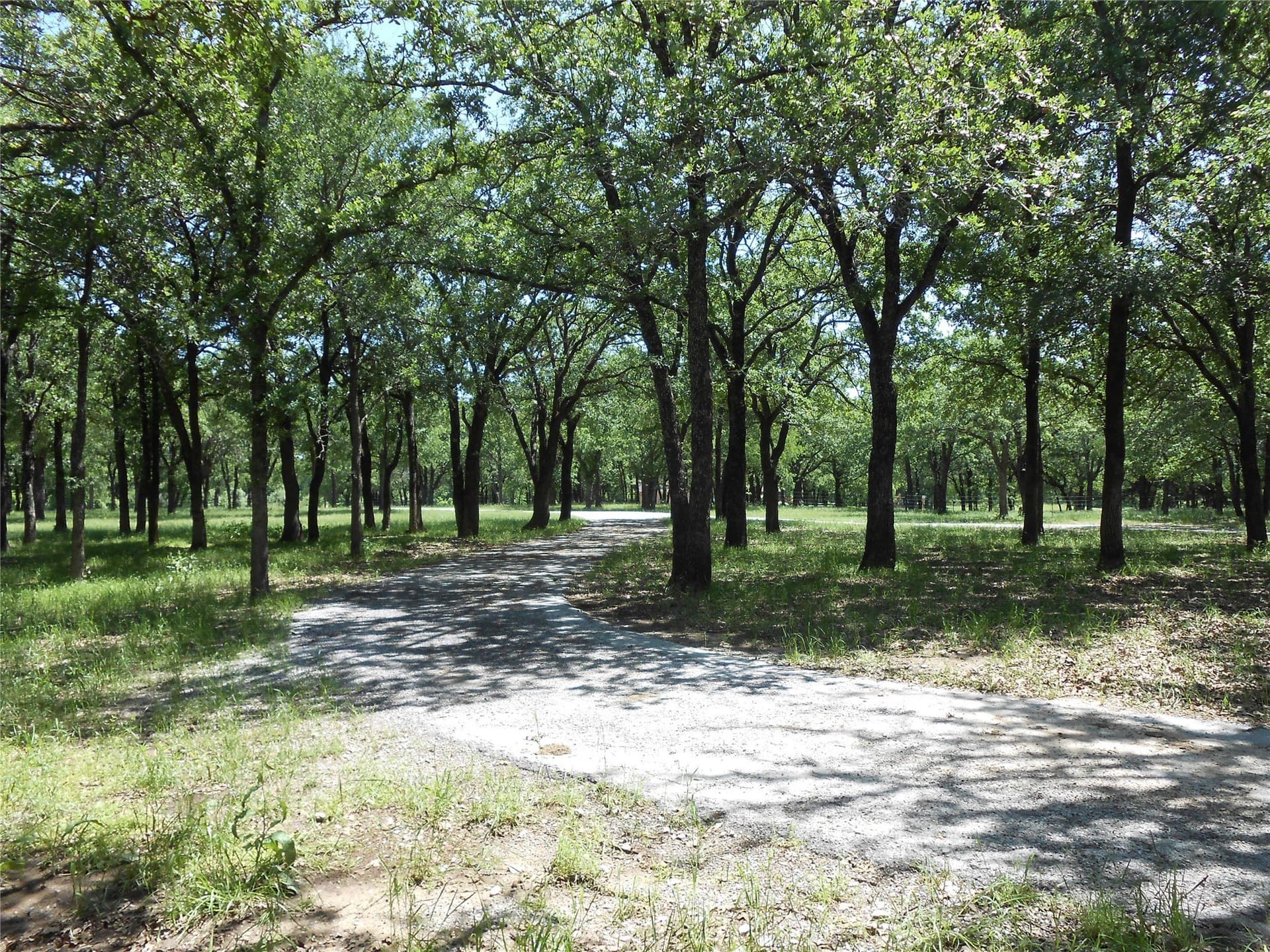 10.35 acres in Wise County - photo 3