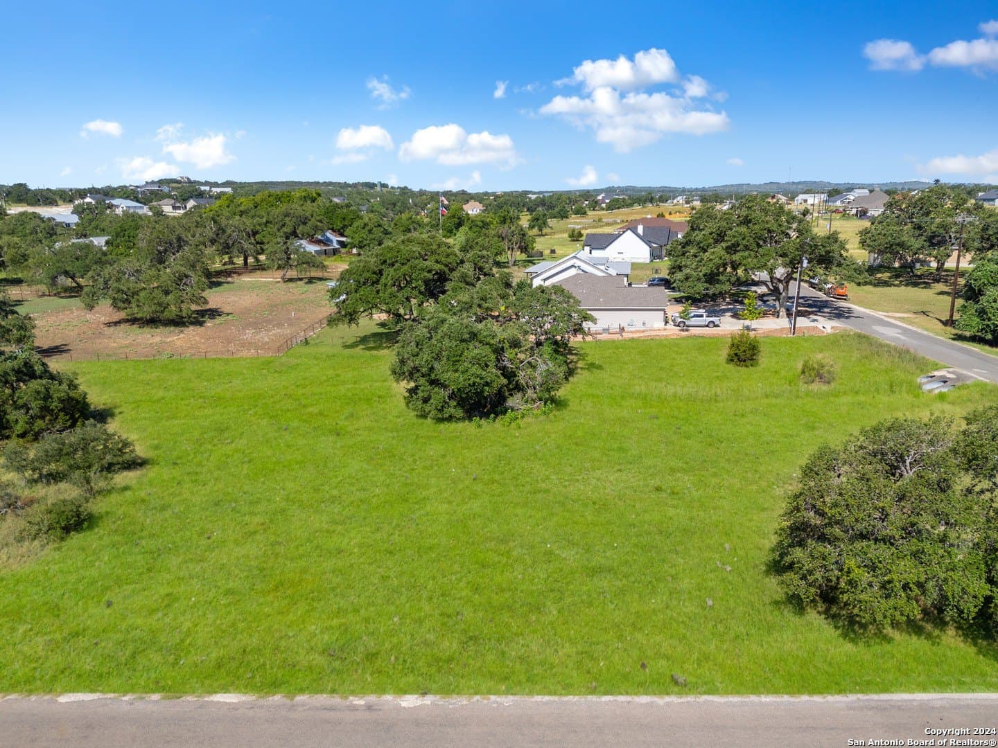 0.27 acres in Blanco County gallery image 3