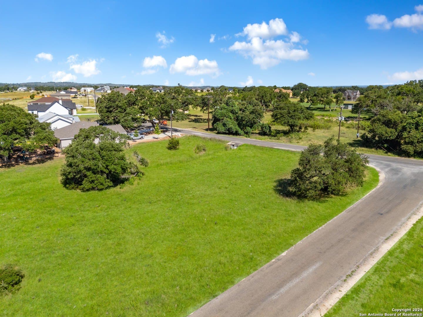 0.27 acres in Blanco County gallery image 4