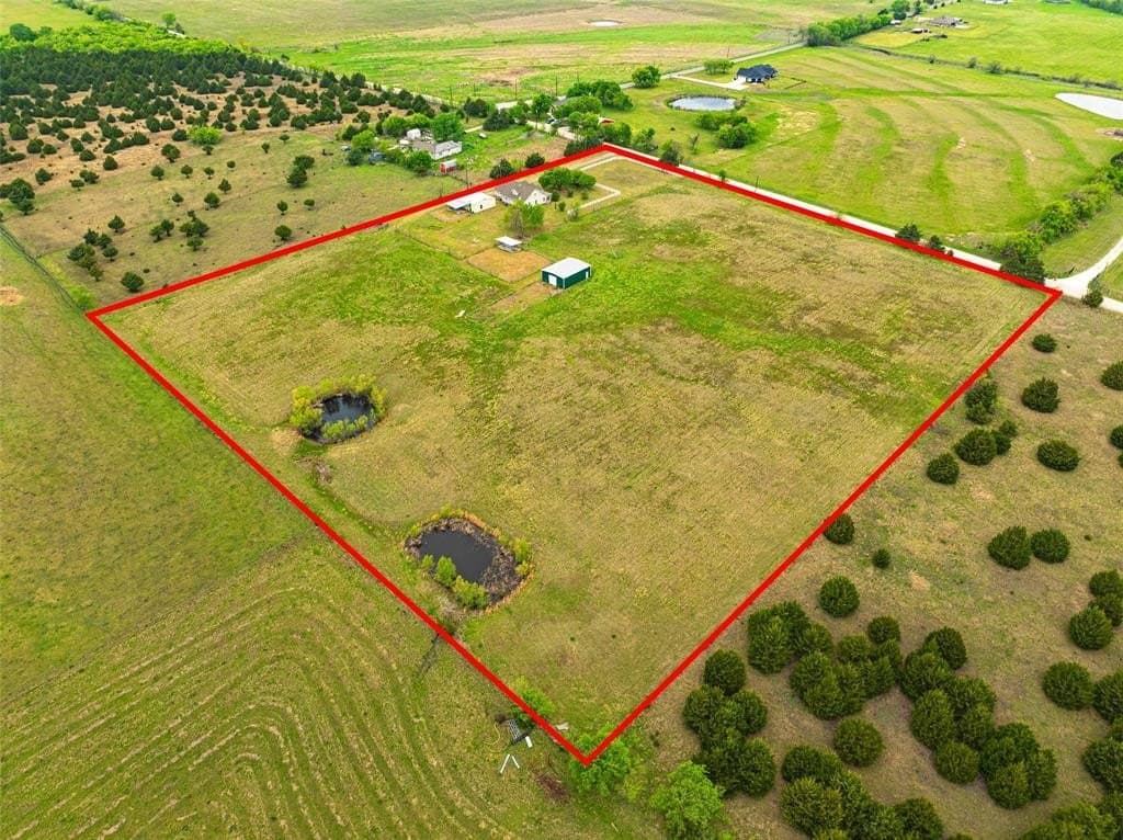 10.5 acres in Collin County gallery image 3