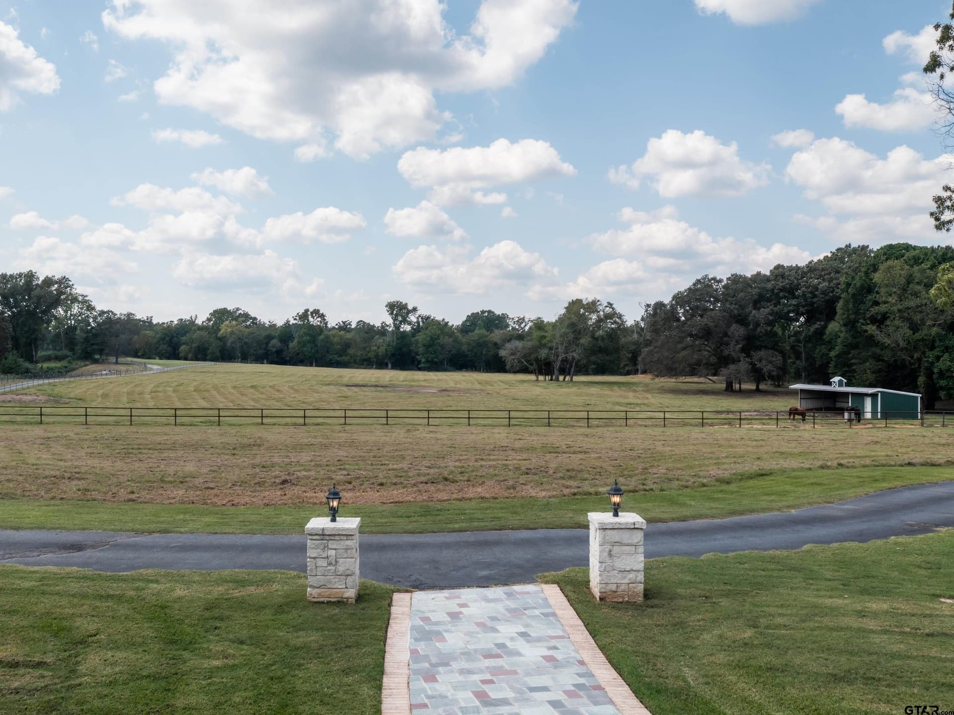 16.66 acres in Smith County - photo 37