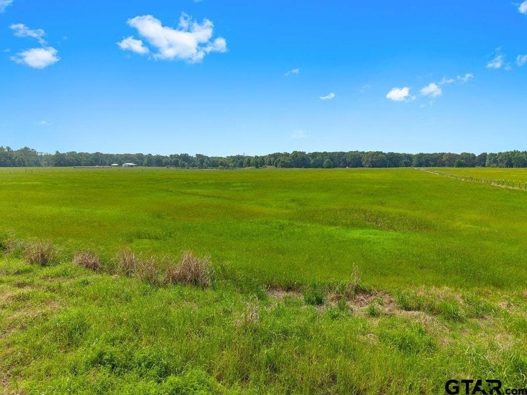 15.77 acres in Van Zandt County featured view