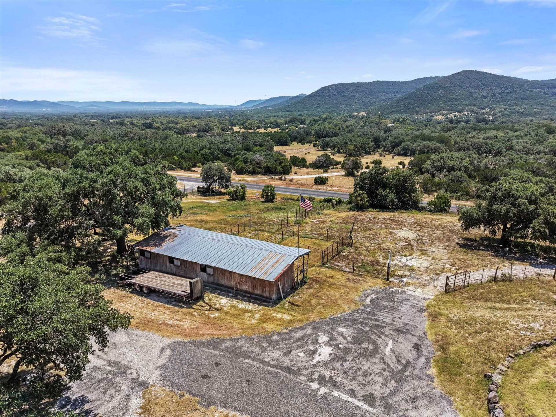 8.79 acres in Real County - photo 38