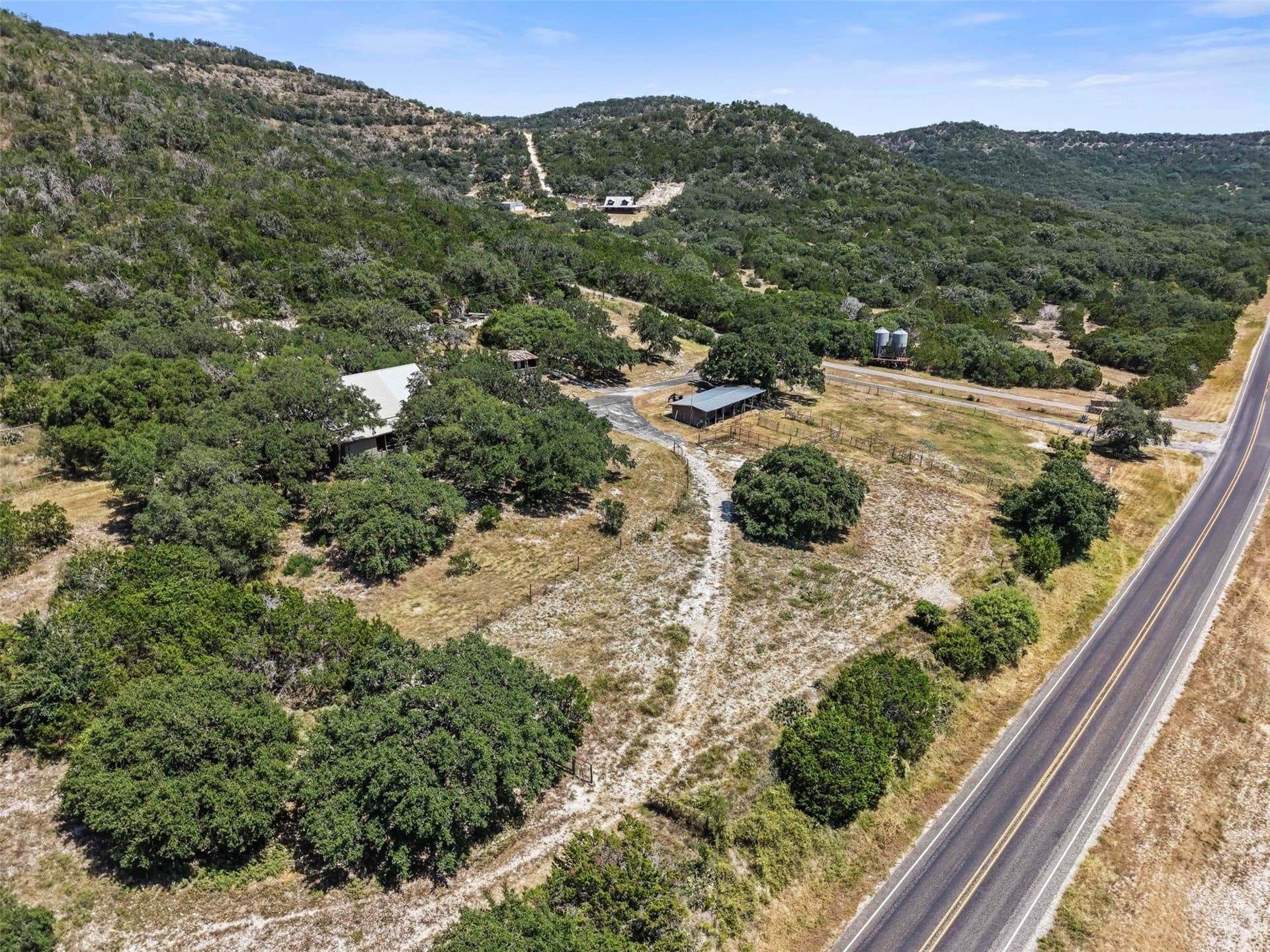 8.79 acres in Real County - photo 33