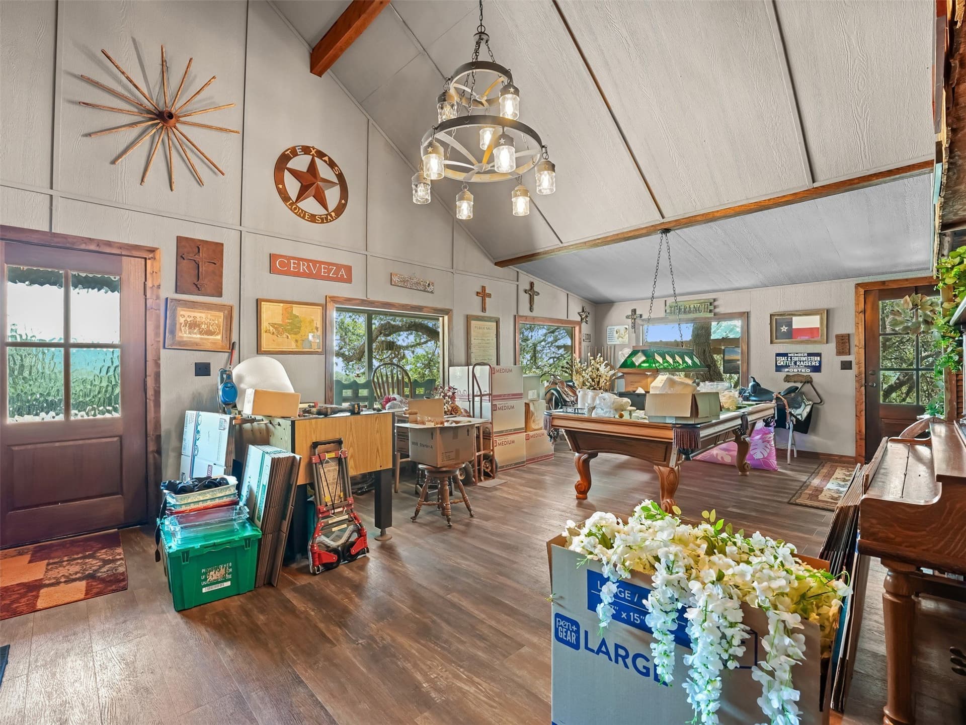 8.79 acres in Real County - photo 17