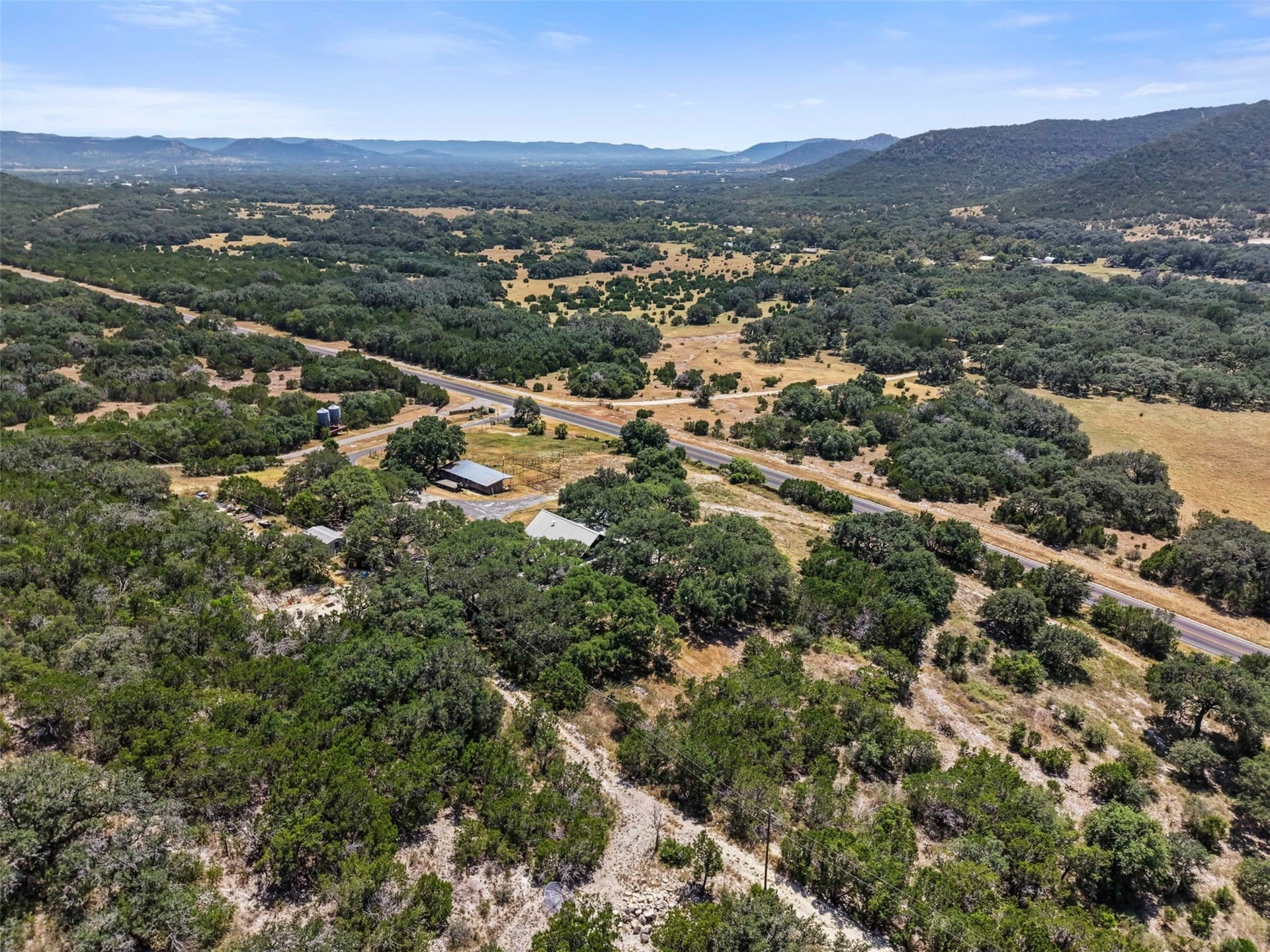 8.79 acres in Real County - photo 32