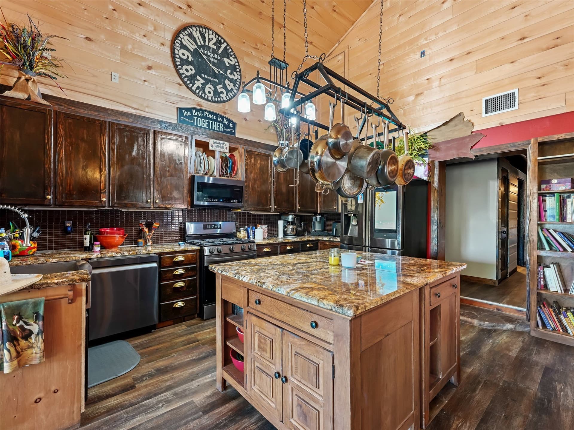 8.79 acres in Real County - photo 4