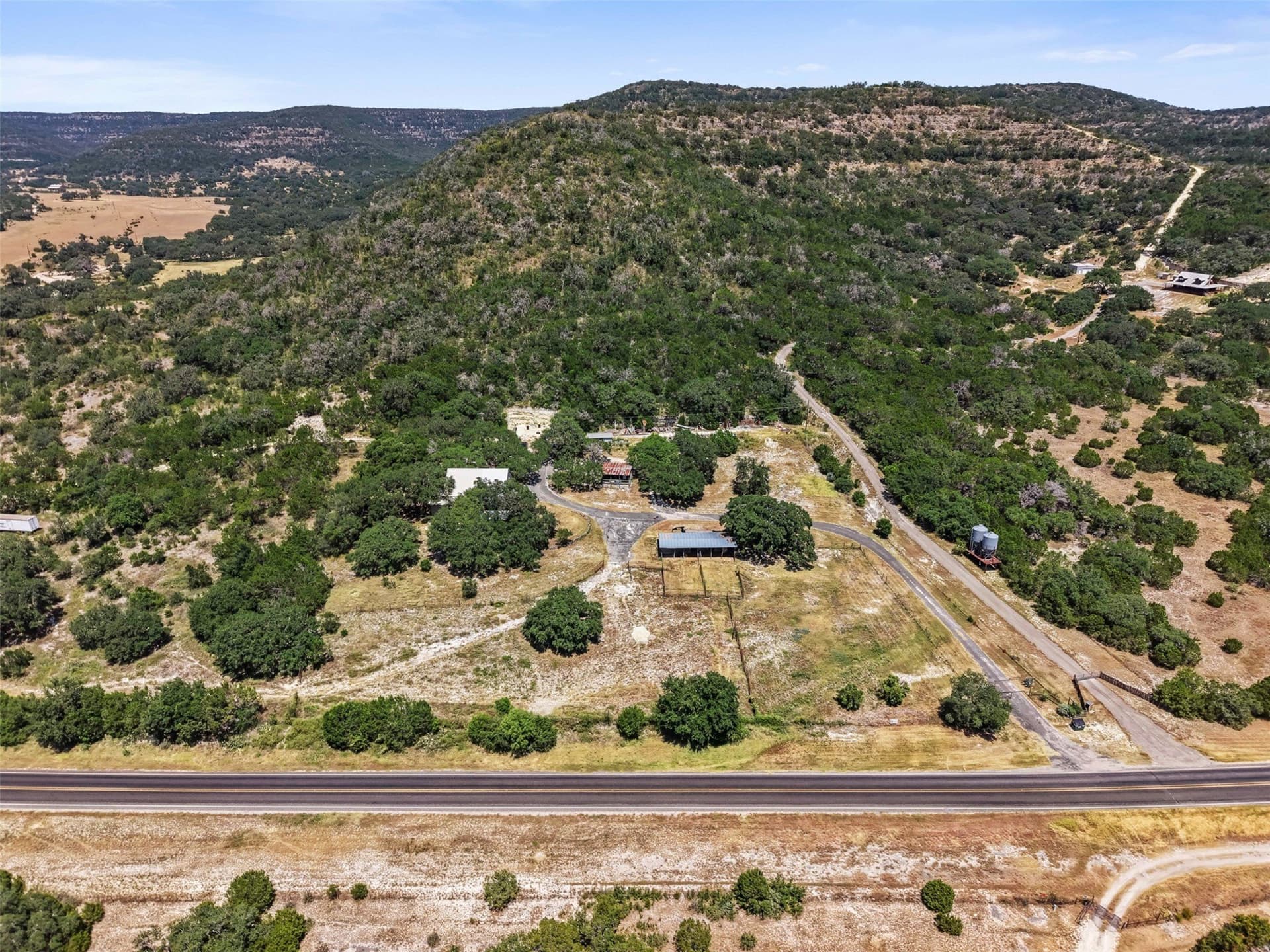 8.79 acres in Real County - photo 34