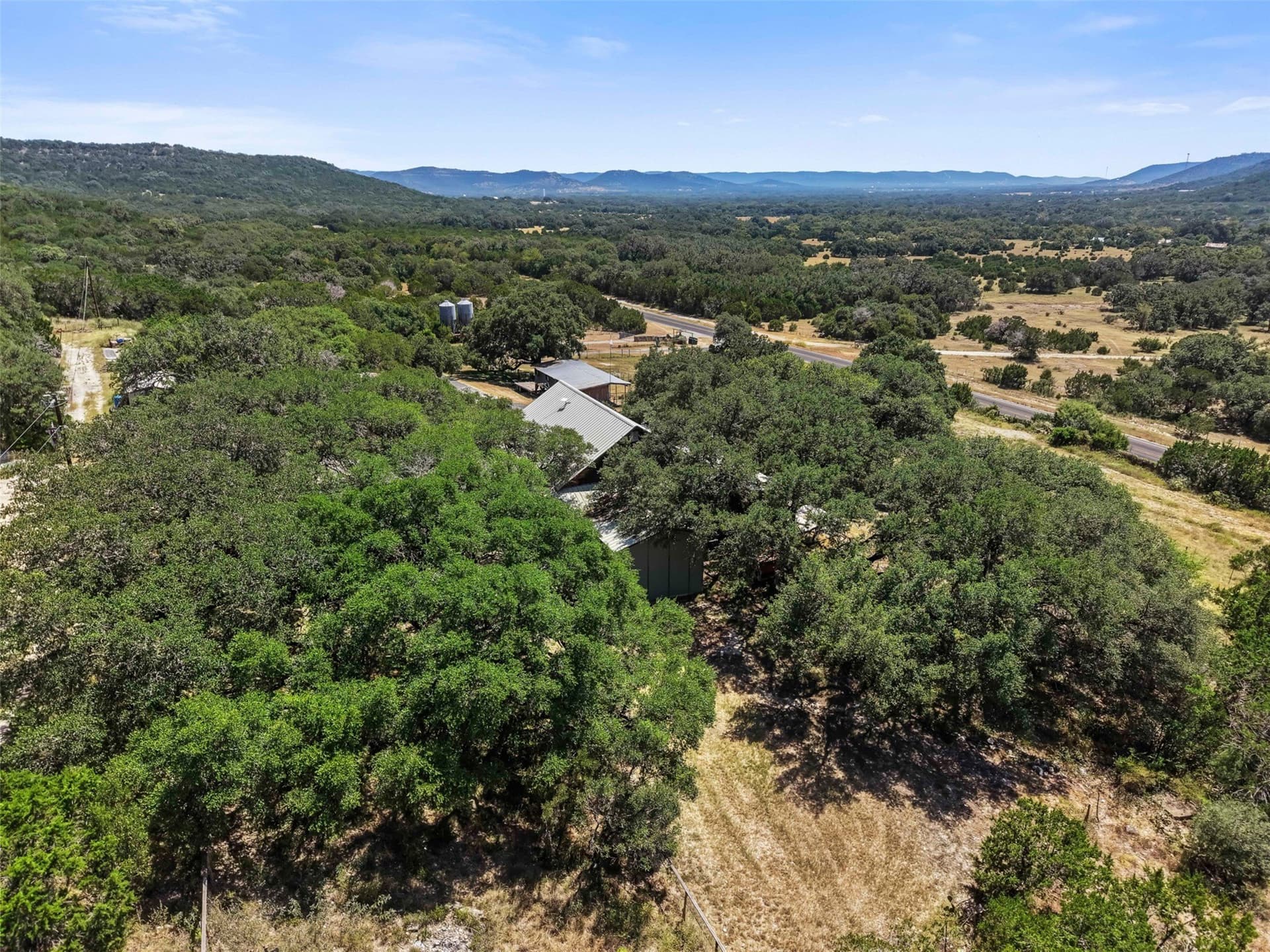 8.79 acres in Real County - photo 31