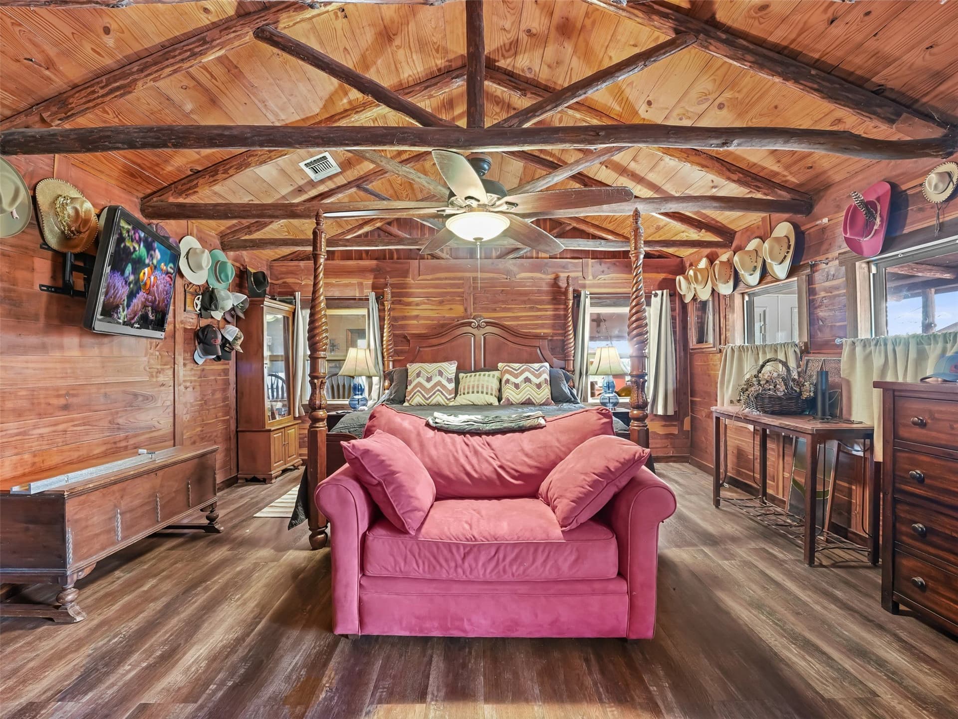 8.79 acres in Real County - photo 13