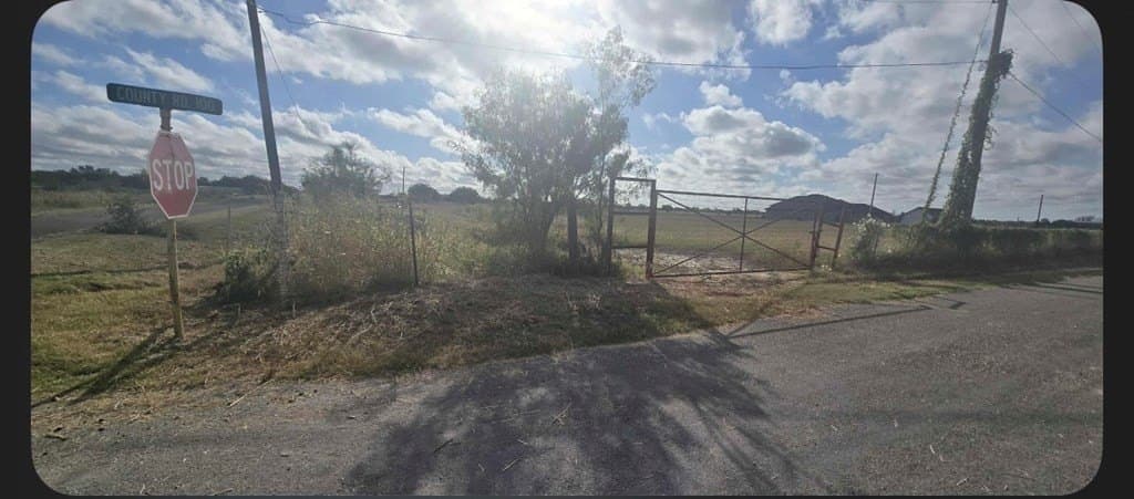 5.1 acres in Maverick County - photo 7