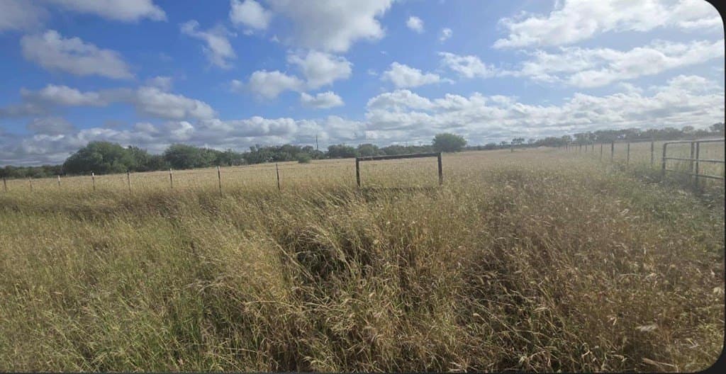 5.1 acres in Maverick County - photo 9