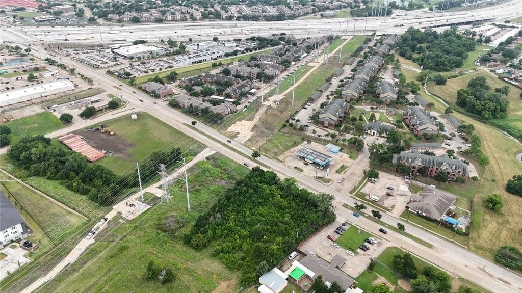 2.9 acres in Dallas County gallery image 2