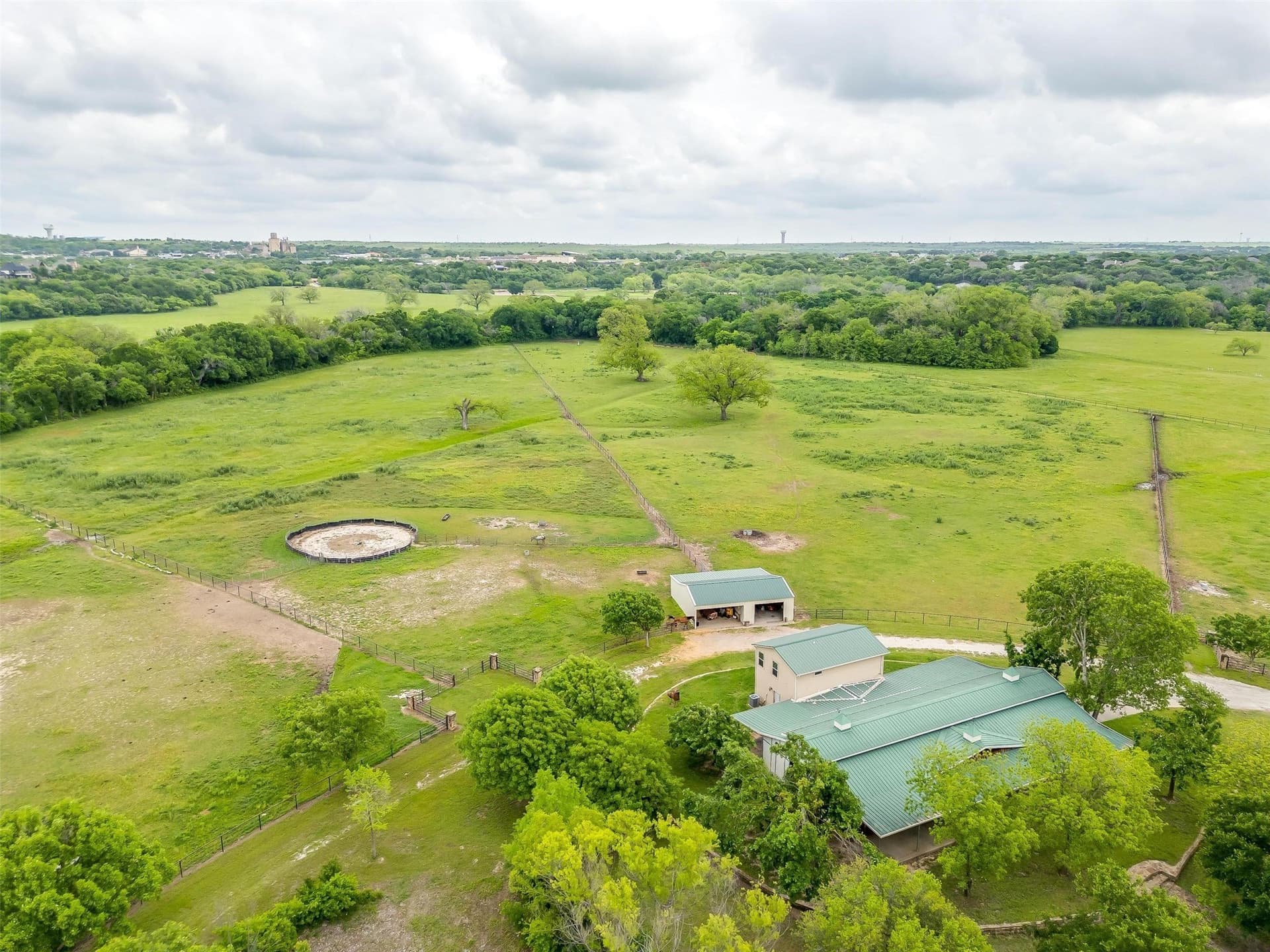 32 acres in Parker County gallery image 3
