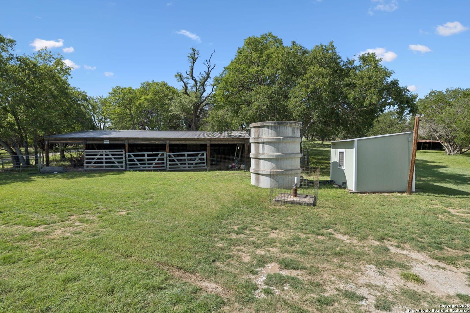 38.62 acres in Kerr County - photo 29