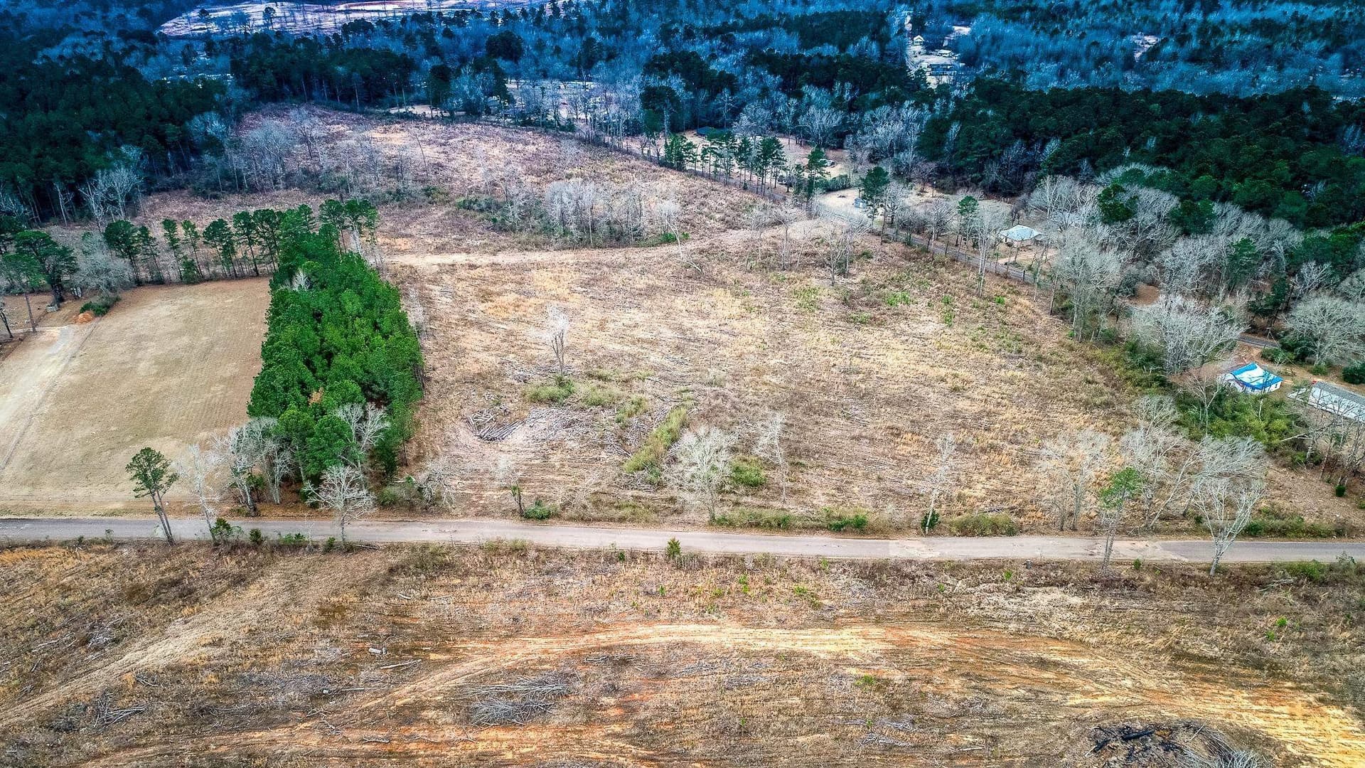 2 acres in Upshur County
