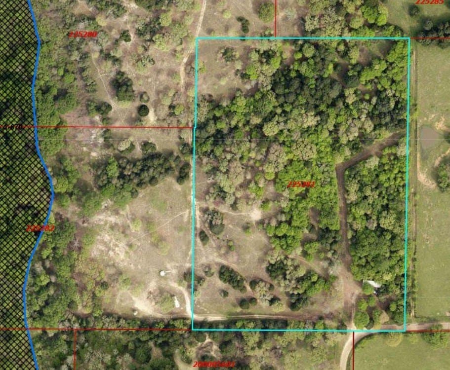 10 acres in Henderson County - photo 7