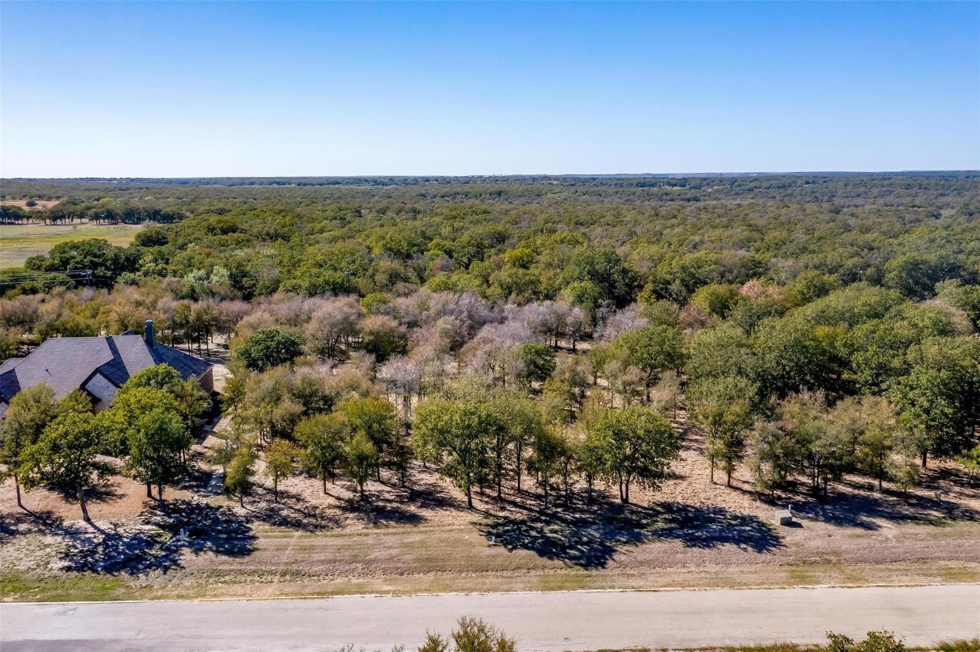 1.01 acres in Parker County gallery image 2