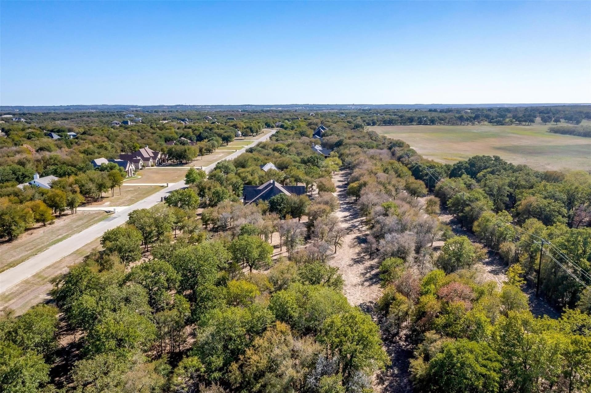 1.01 acres in Parker County gallery image 3