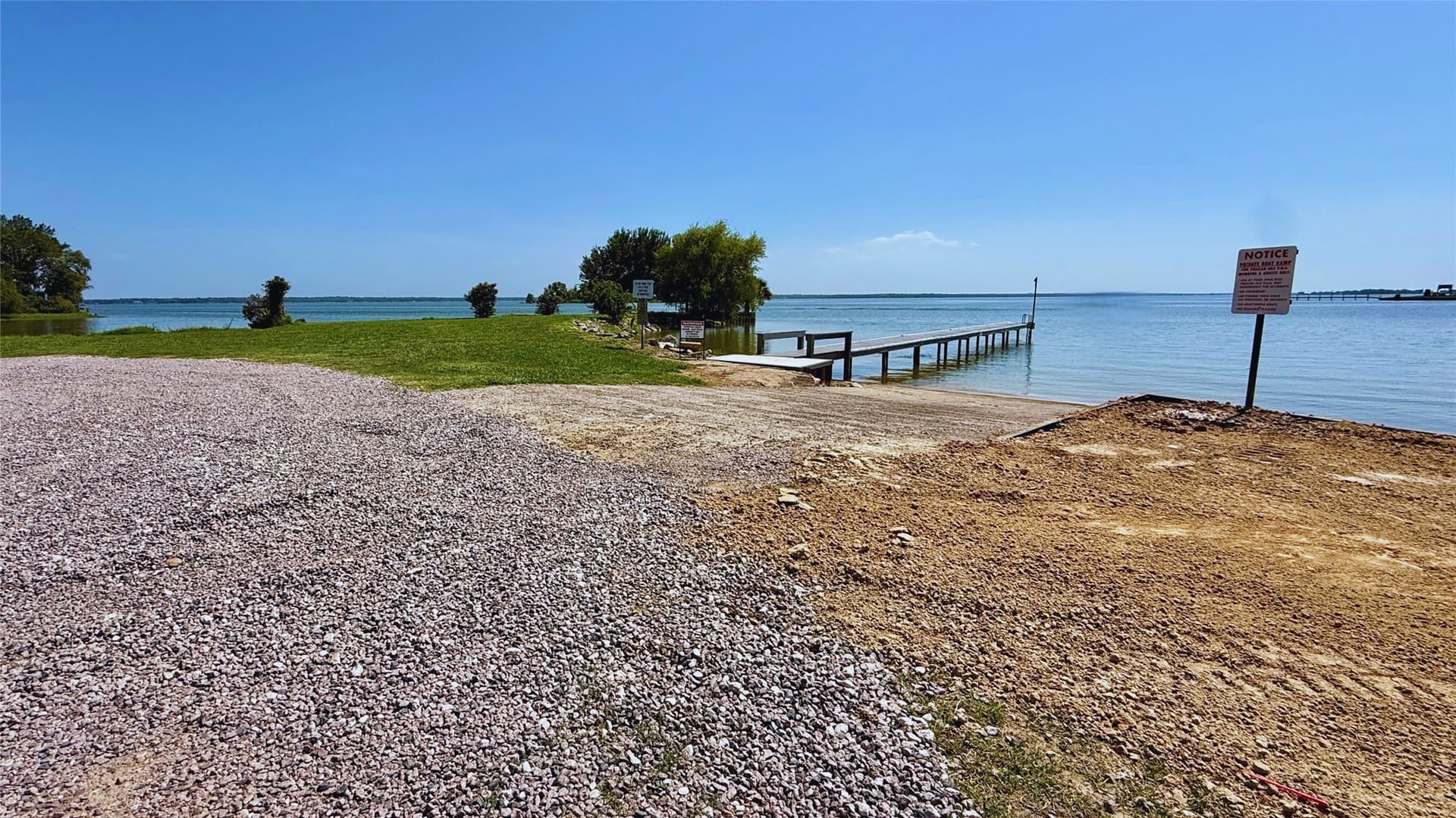 0.06 acres in Navarro County - photo 32