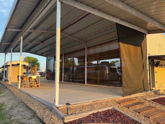 0.06 acres in Navarro County - photo 12