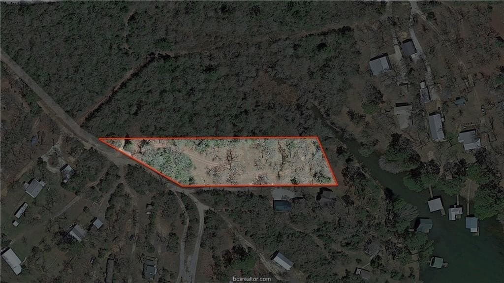 0.76 acres in Robertson County - photo 8