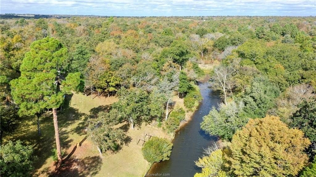 0.76 acres in Robertson County - photo 7