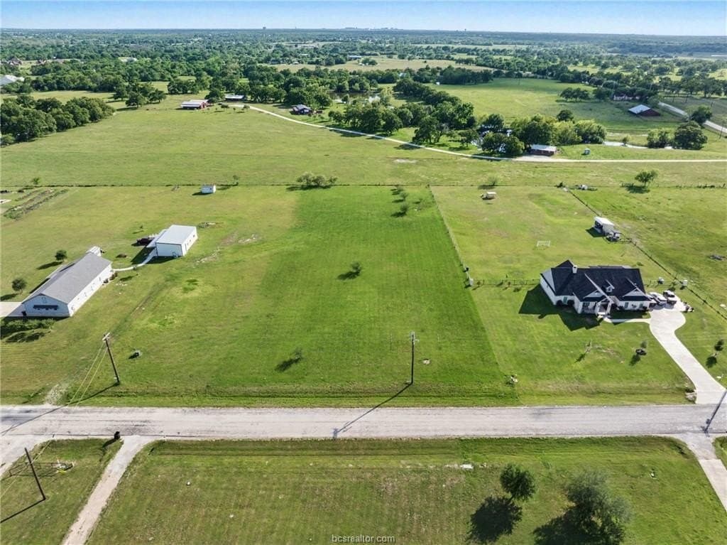 2 acres in Brazos County gallery image 2