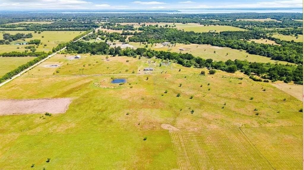 5.7 acres in Van Zandt County