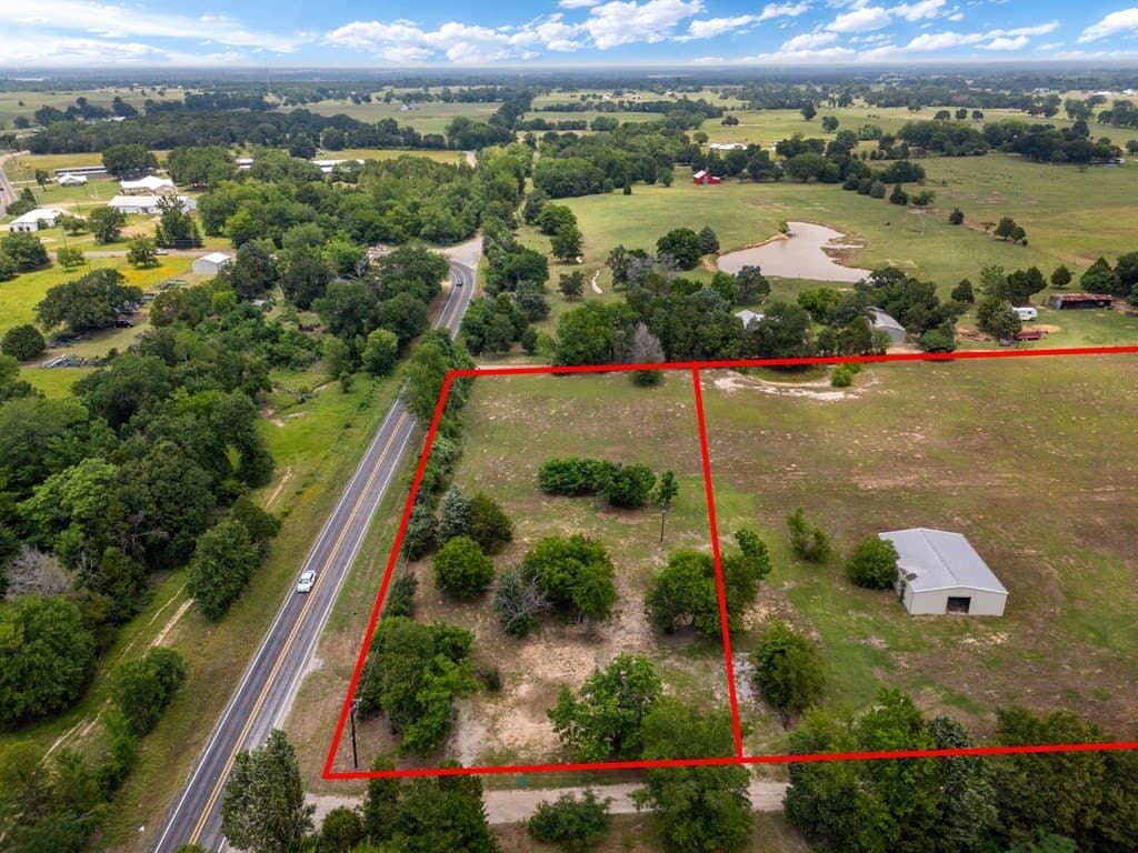 7.45 acres in Henderson County featured view