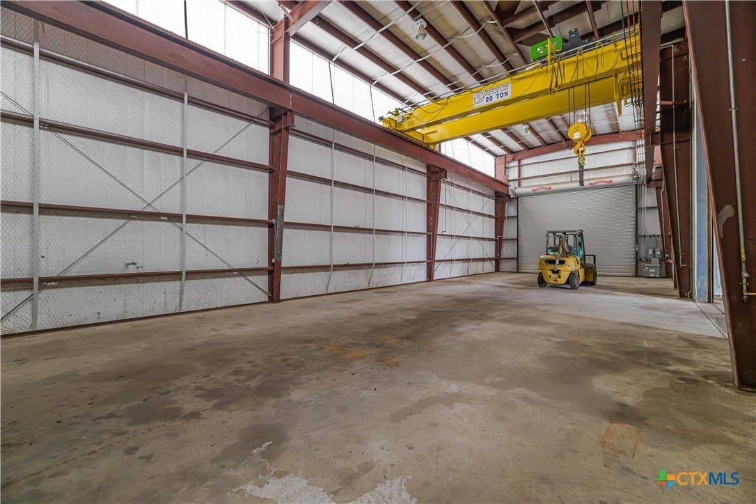 16.2 acres in Victoria County - photo 19