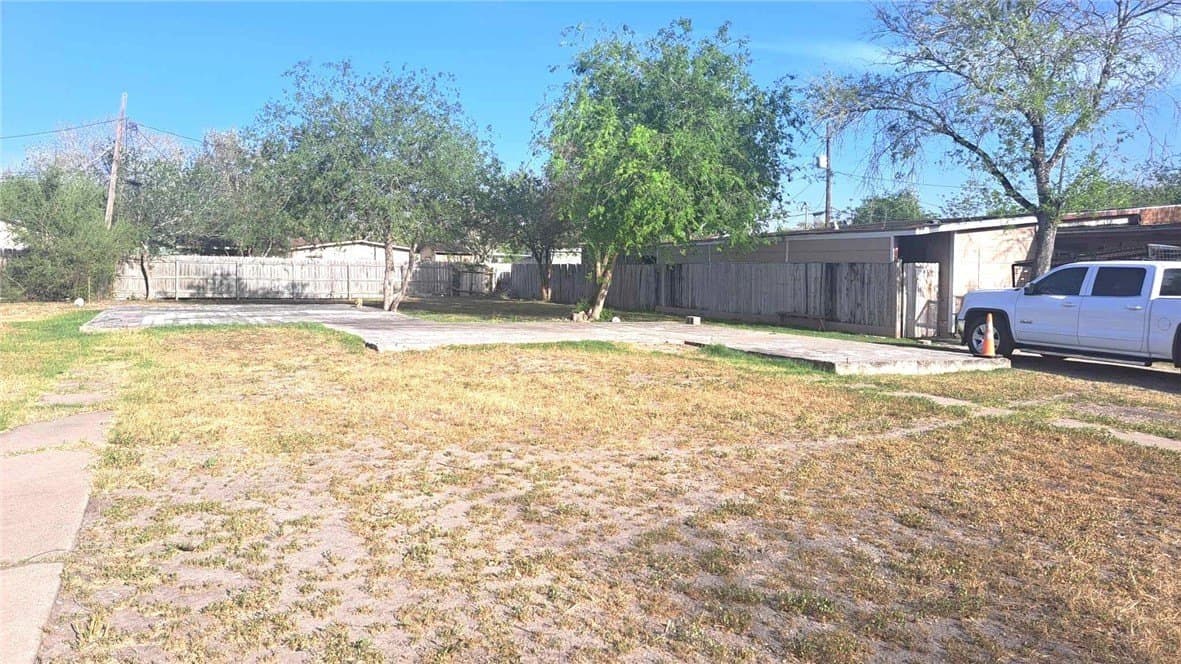 0.18 acres in Kleberg County gallery image 2