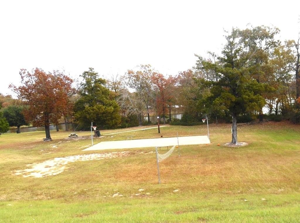 0.17 acres in Van Zandt County - photo 16
