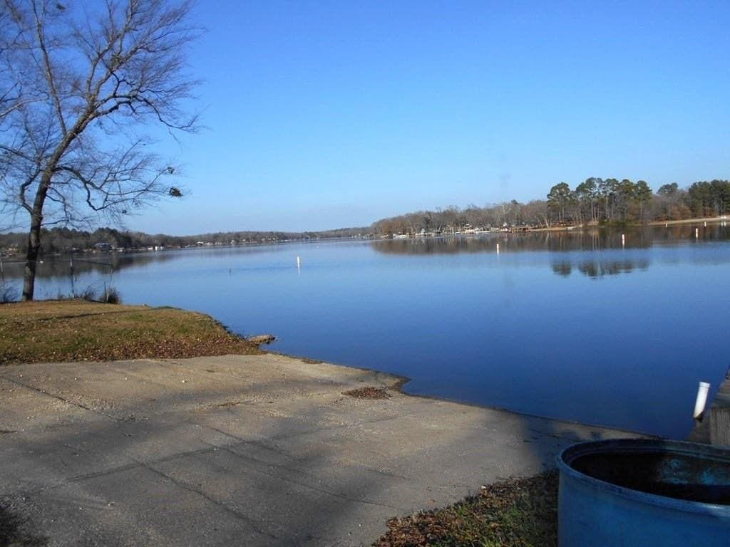 0.17 acres in Van Zandt County - photo 9