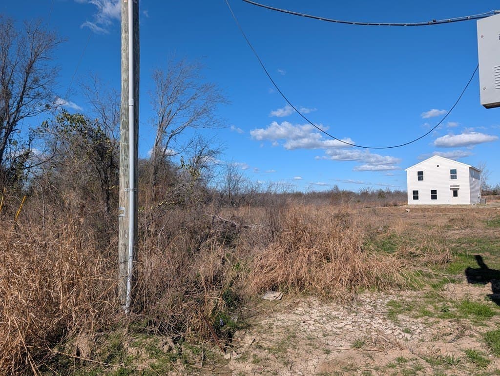 0.23 acres in Henderson County gallery image 3