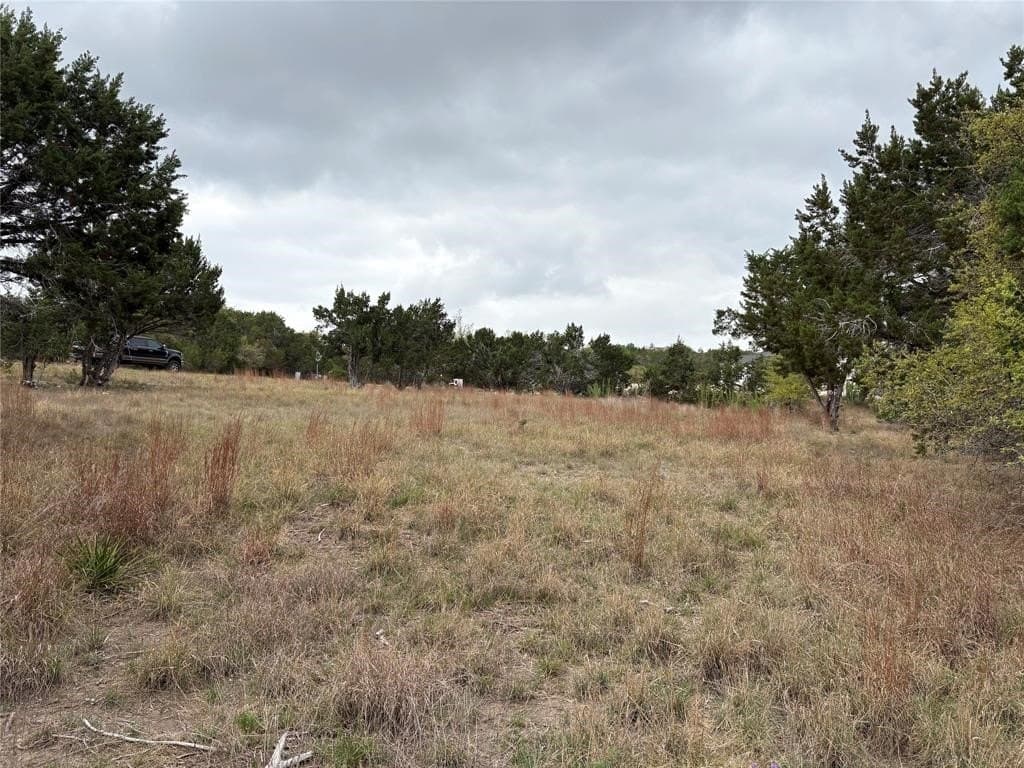 1.46 acres in Hays County - photo 10