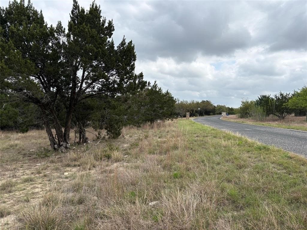 1.46 acres in Hays County - photo 6