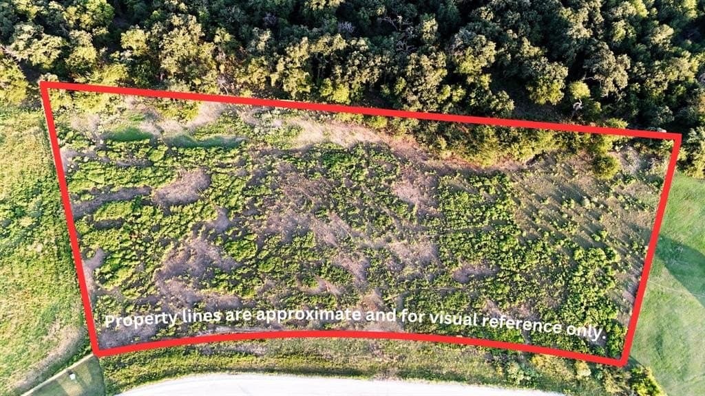 3.4 acres in Erath County