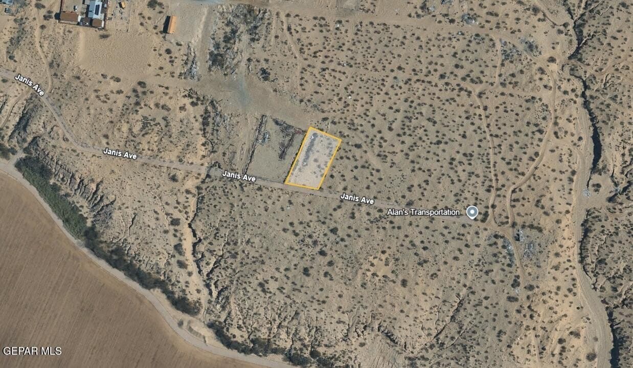 0.27 acres in El Paso County - photo 3