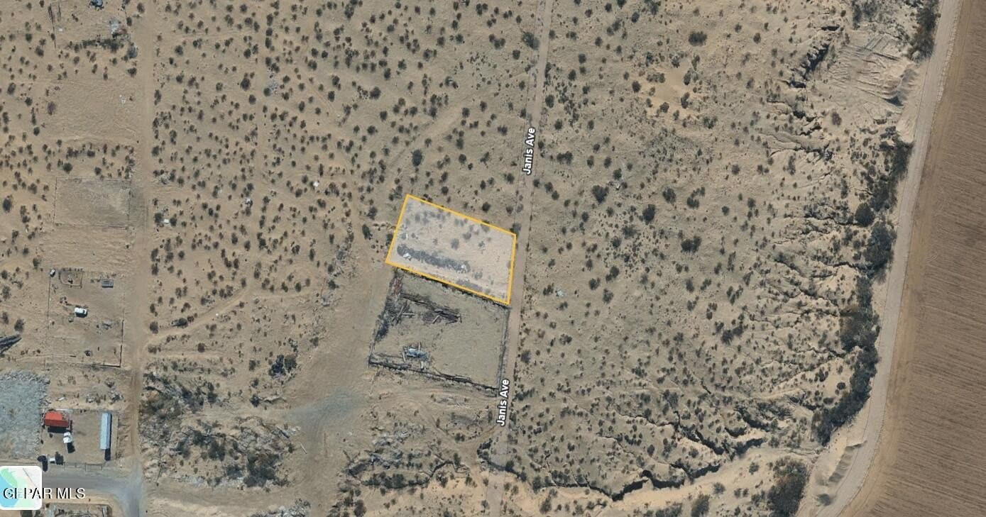 0.27 acres in El Paso County - photo 4